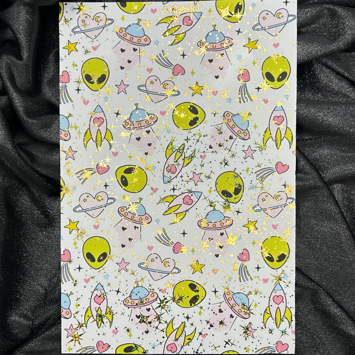 Alien | Foiled Background A5 Paper