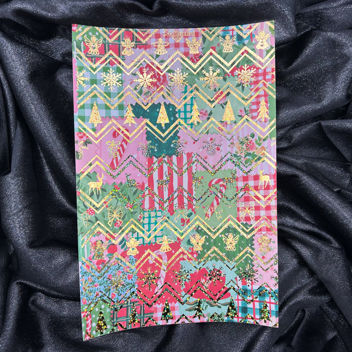 Christmas Patchwork | Traditional Christmas A5 Background Paper